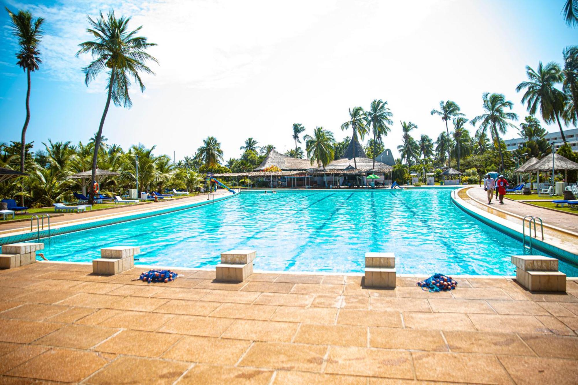Hôtel Sarakawa Lomé Exterior foto